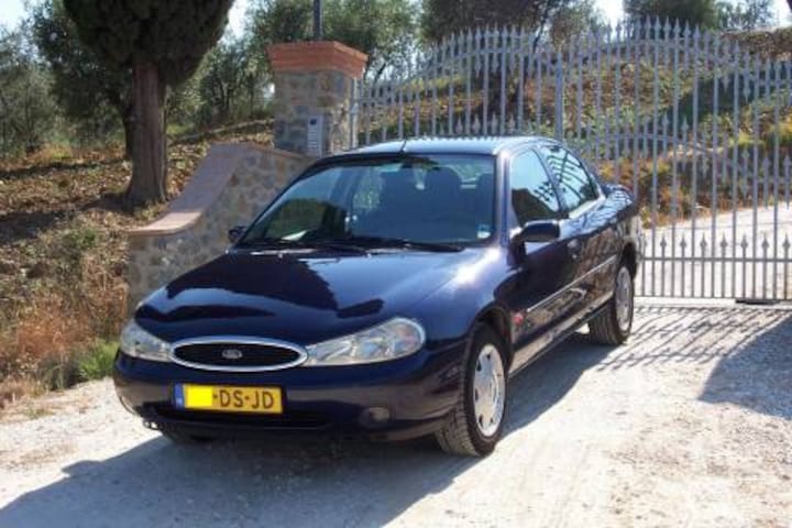 Ford Mondeo 1.8i Business Edition