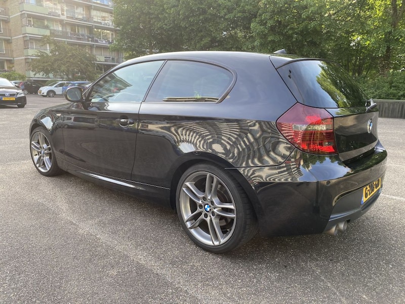 BMW 123d Business Line Ultimate Edition (2011)