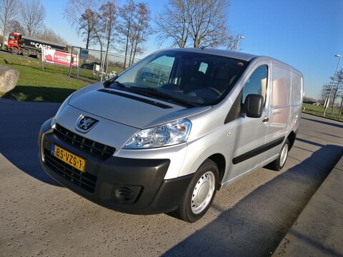 Peugeot Expert (2009)