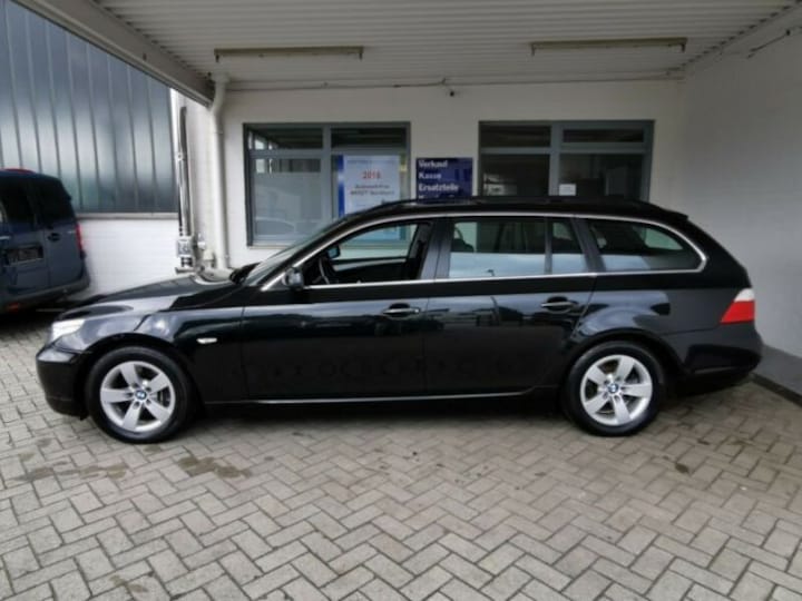 BMW 525i Touring High Executive (2009)