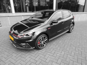 Volkswagen Polo 1.8 TSI GTI (2015)