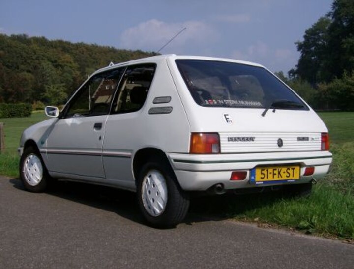 Peugeot 205 XR 1.4