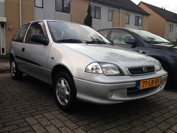 Suzuki Swift 1.3 Summum (2002)
