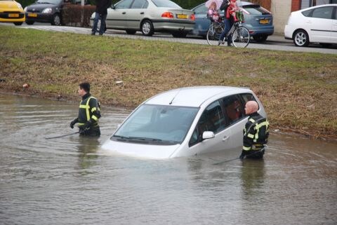 Ford C-MAX 1.8 16V Flexifuel Titanium (2008)