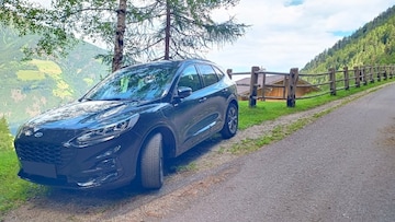 Ford Kuga 2.5 PHEV ST-Line X (2021)