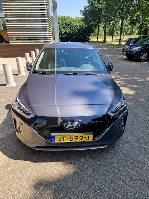 Hyundai Ioniq Electric Premium