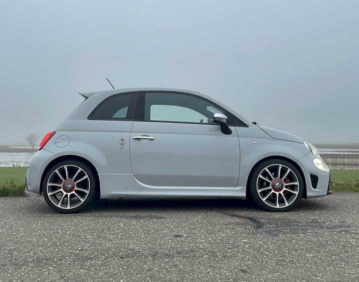 Abarth 595 1.4 T-Jet 180 Competizione (2017)