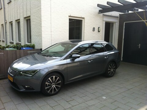 Seat Leon ST 1.6 TDI Ecomotive Style Business (2014)