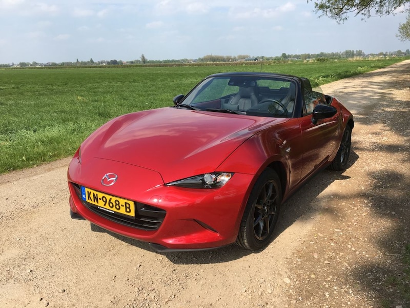 Mazda MX-5 SkyActiv-G 131 GT-M (2016)