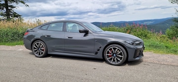 BMW i4 eDrive40 (2023)