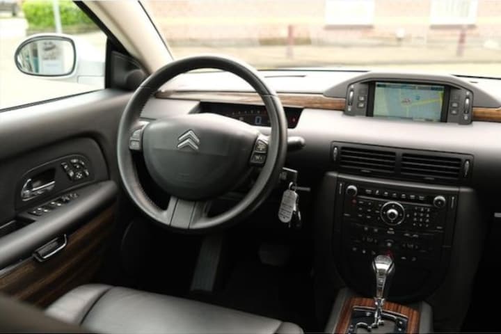 Citroen C6