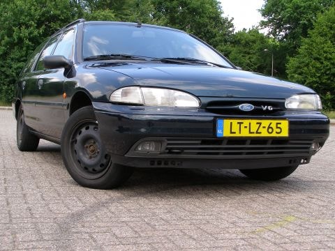 Ford Mondeo Wagon 2.5i V6 GT (1995)