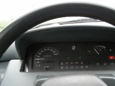 Renault Clio RN 1.4 (1991)