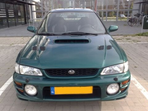 Subaru Impreza 2.0 GT Turbo AWD (2000)