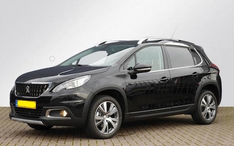 Peugeot 2008 Allure 1.2 Puretech 110