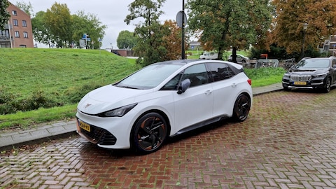 Cupra Born 58kWh 150kW Copper Edition (2021)