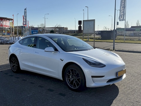 Tesla Model 3 Standard Range Plus