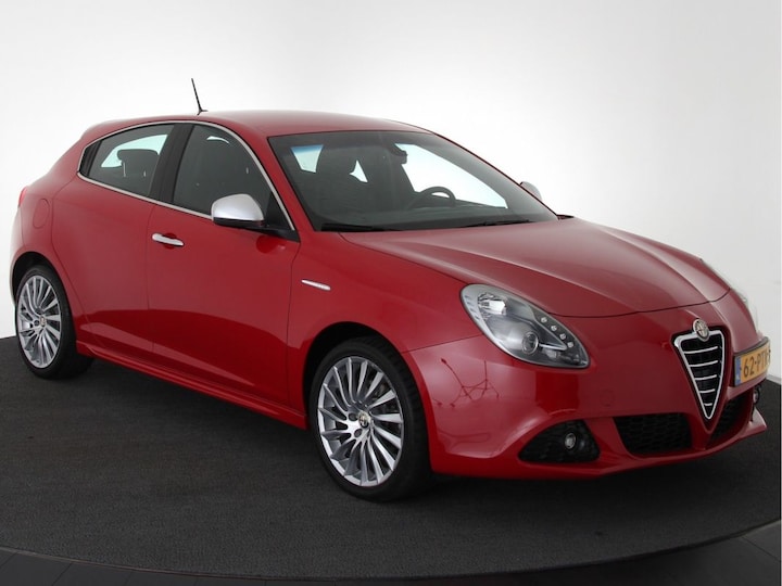 Alfa Romeo Giulietta 1.4 Turbo MultiAir Distinctive (2011)