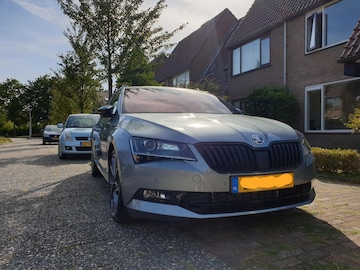 Skoda Superb Combi 1.5 TSI Greentech ACT Sportline Business (2019)