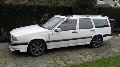 Volvo 850 R 2.3i Turbo 20V Estate (1996)