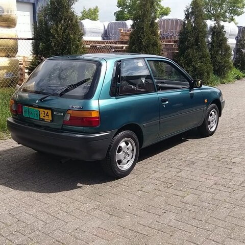Toyota Starlet 1.3 XLi