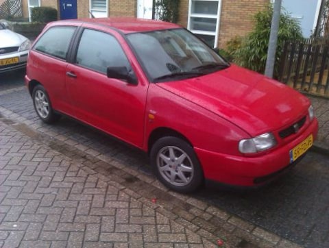 Seat Ibiza 1.6i SE (1998)