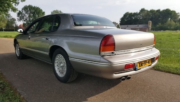 Chrysler New Yorker (1999)