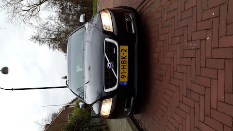 Volvo V70 2.5T Momentum (2008)