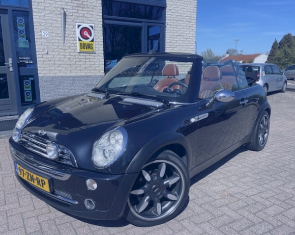 Mini Cabrio Cooper Sidewalk (2008)