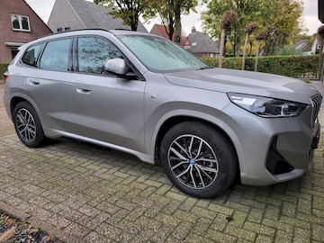 BMW X1 xDrive25e (2025)