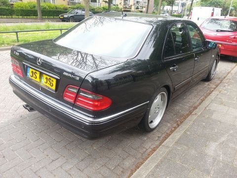 Mercedes-Benz E 55 AMG (1998)