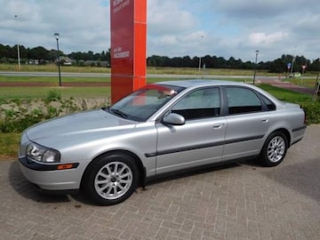 Volvo S80 2.4 170pk (2000)