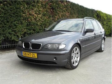 BMW 320d touring Executive (2001)