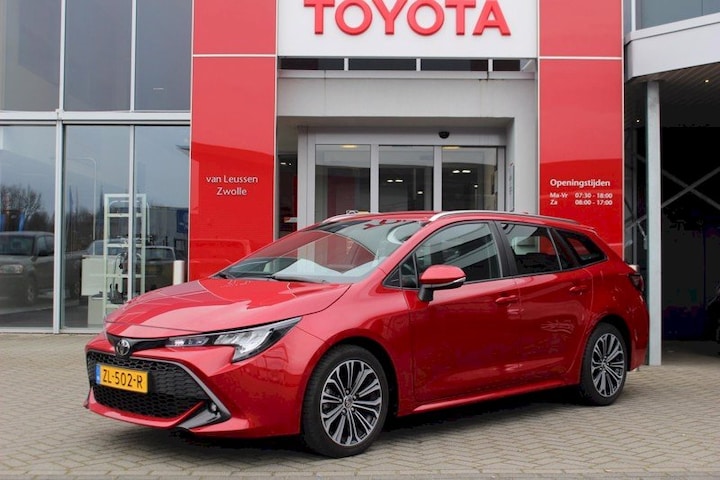 Toyota Corolla Touring Sports 1.2 Turbo First Edition (2019) review