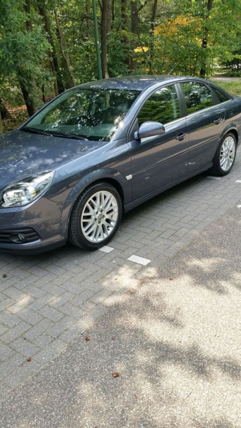Opel Vectra GTS 2.2-16V DGi Temptation (2009)