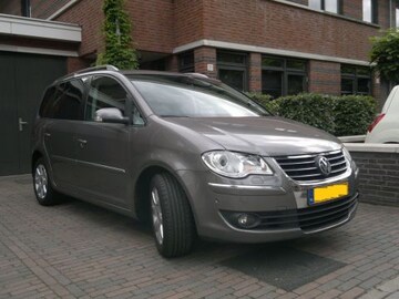 Volkswagen Touran 1.9 TDI 105pk Highline (2008)