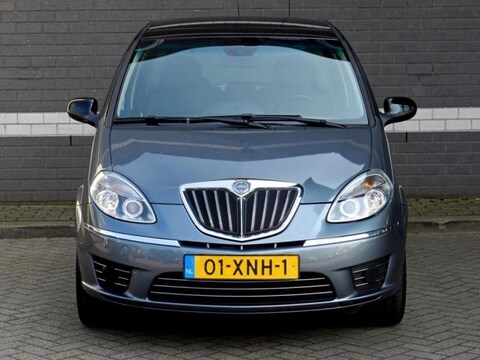 Lancia Musa 1.4 16v Platino Plus