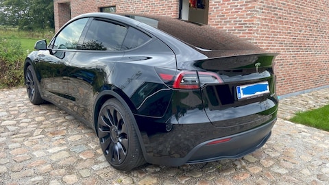Tesla Model Y Performance AWD