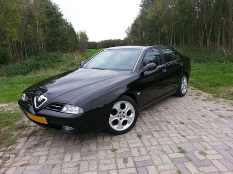 Alfa Romeo 166 2.0 T.Spark Progression (2003)