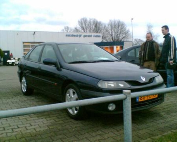 Renault Laguna RXI 1.9 dTi (2000)