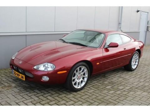 Jaguar XKR