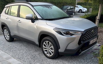 Toyota Corolla Cross 2.0 Hybrid Dynamic (2024)