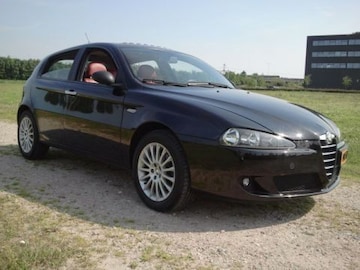 Alfa Romeo 147 1.6 T.Spark 16V Collezione (2006)