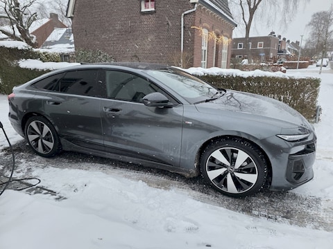 Audi Q6 e-tron Sportback S edition (2025)