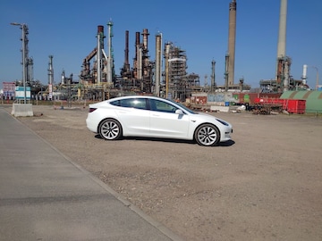 Tesla Model 3 Long Range AWD (2019)