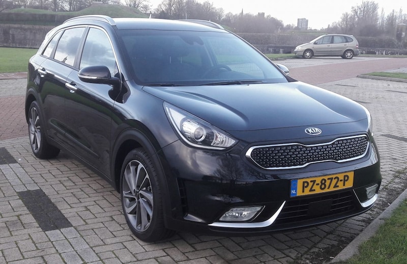 Kia Niro 1.6 GDi Hybrid ExecutiveLine (2017)