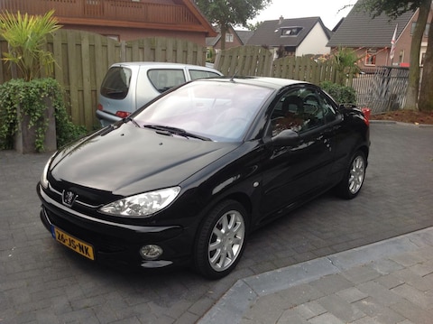 Peugeot 206 CC 1.6-16V (2002)
