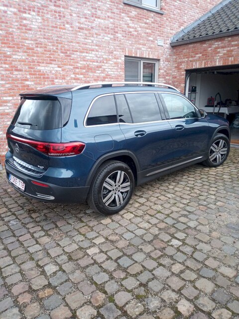 Mercedes-Benz EQB 250 Luxury Line