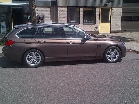 BMW 320d EffiecientDynamics Edition Touring High Execu (2013)