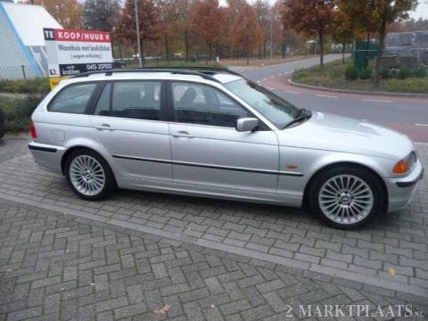 BMW 330d touring Executive (2000)